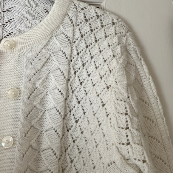 Vintage white button up sweater. Opaque buttons. Womens XS/S - Picture 3 of 5